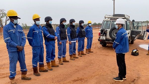 尼貝管道披荊斬棘，全力推進檢測任務